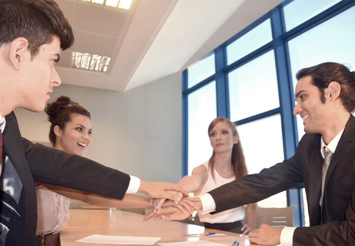 日本と外国人をつなぐ架け橋に